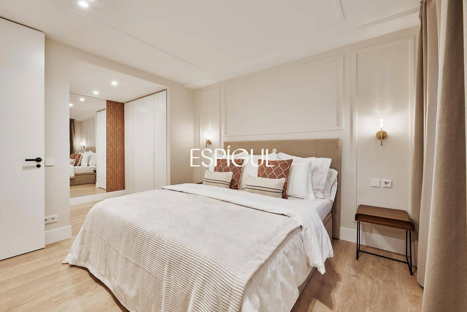 3 slaapkamer Flat te koop in Madrid stad met garage - € 2.409.000 (Ref: 10016283)