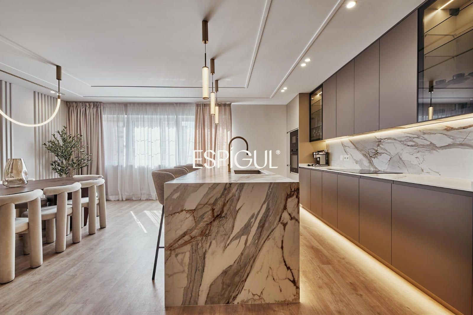 3 slaapkamer Flat te koop in Madrid stad met garage - € 2.409.000 (Ref: 10016283)