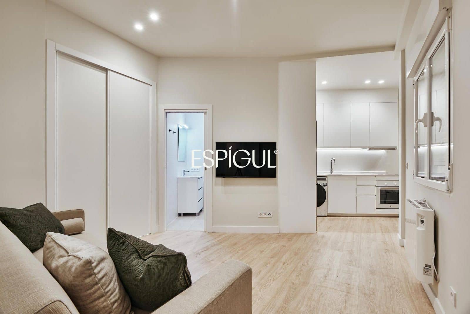 2 bedroom Flat for sale in Madrid city - € 589,000 (Ref: 10016287)