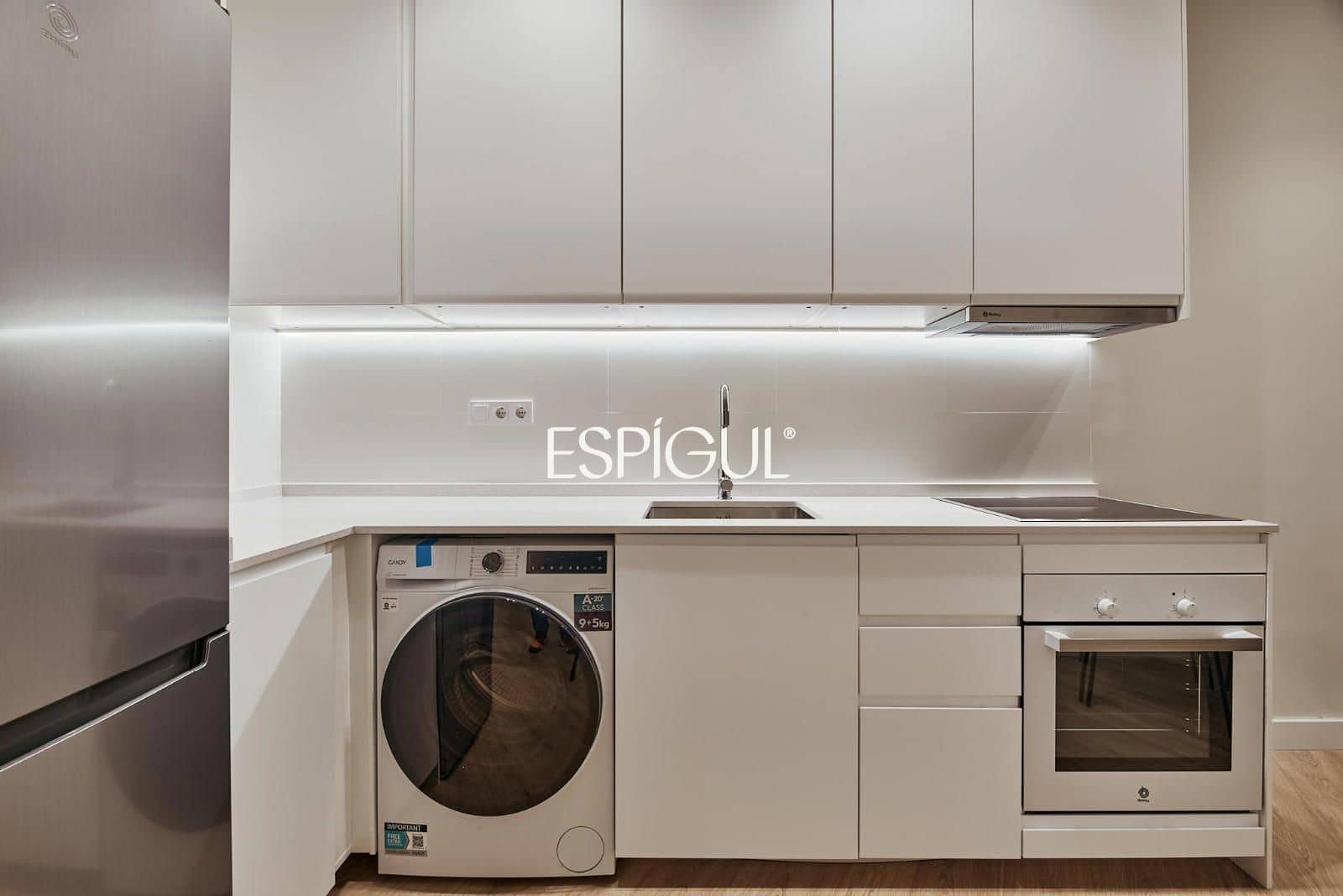 2 bedroom Flat for sale in Madrid city - € 589,000 (Ref: 10016287)