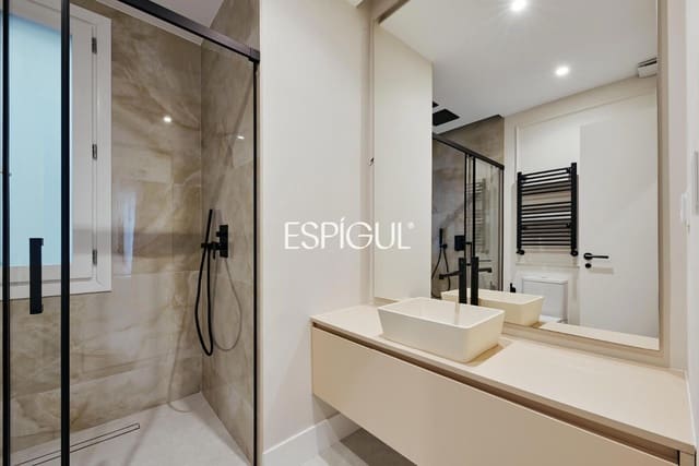 3 slaapkamer Flat te koop in Recoletos, Madrid stad - € 2.309.000 (Ref: 10016289)