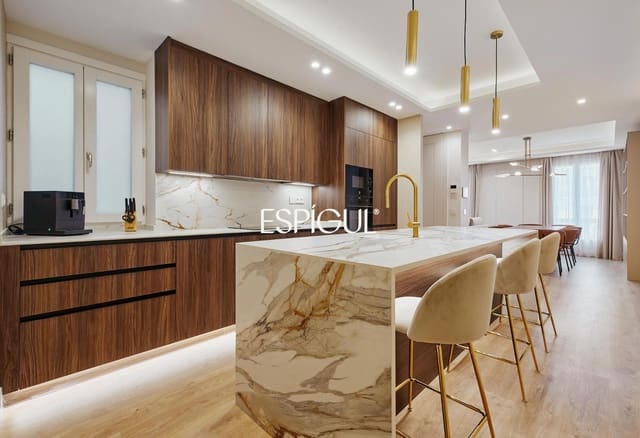 3 slaapkamer Flat te koop in Recoletos, Madrid stad - € 2.309.000 (Ref: 10016289)