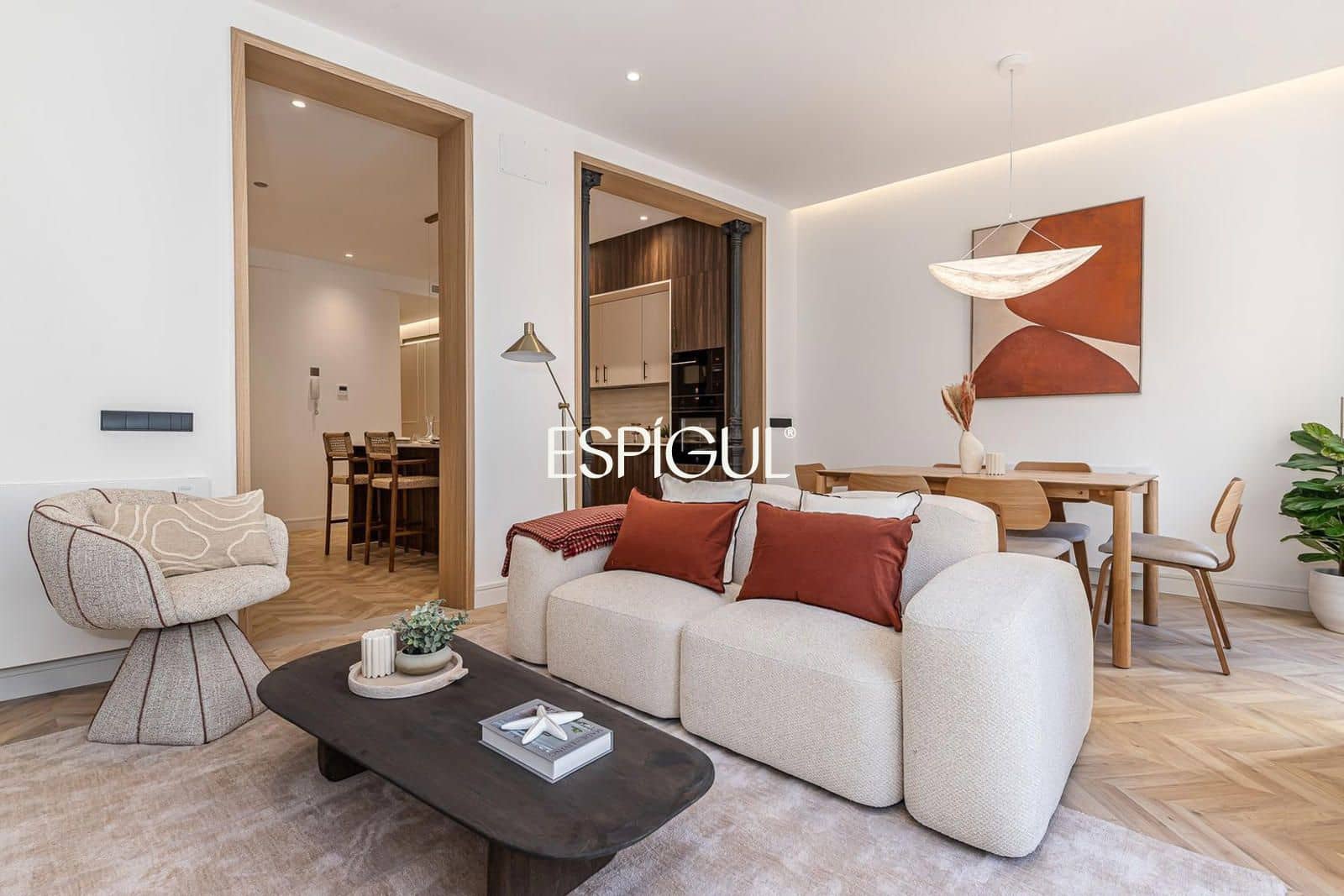 3 bedroom Flat for sale in Madrid city with garage - € 1,270,000 (Ref: 10016290)