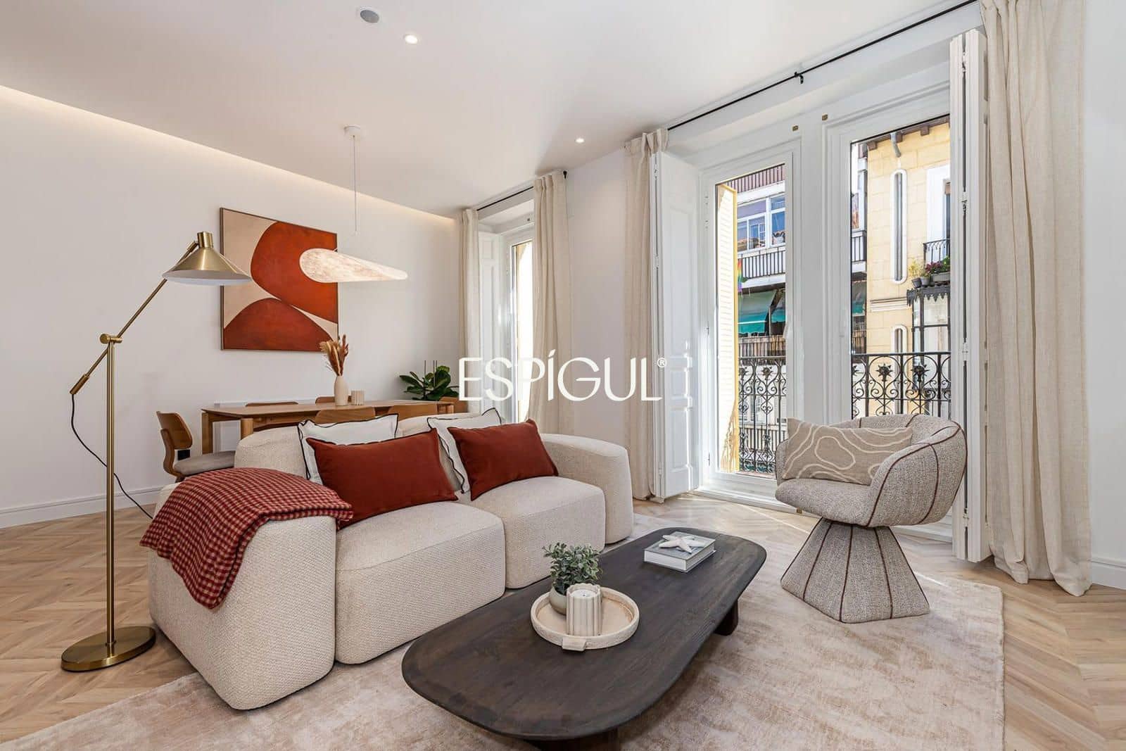 3 bedroom Flat for sale in Madrid city with garage - € 1,270,000 (Ref: 10016290)