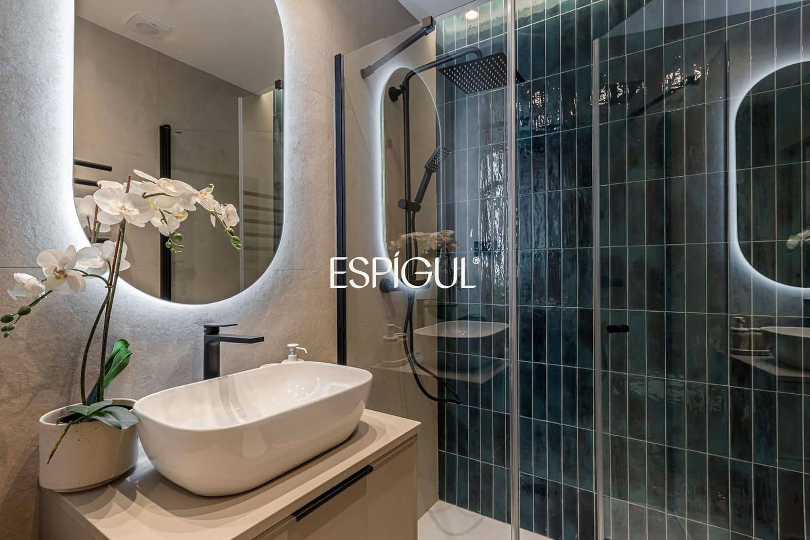 3 bedroom Flat for sale in Madrid city with garage - € 1,270,000 (Ref: 10016290)