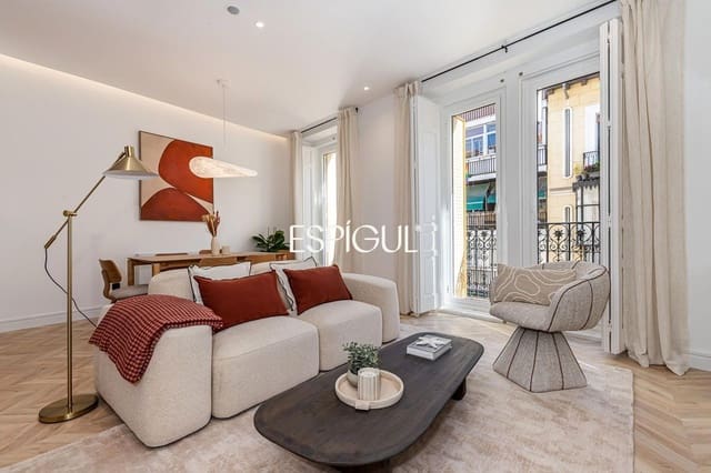 3 slaapkamer Flat te koop in Justicia, Madrid stad met garage - € 1.270.000 (Ref: 10016290)