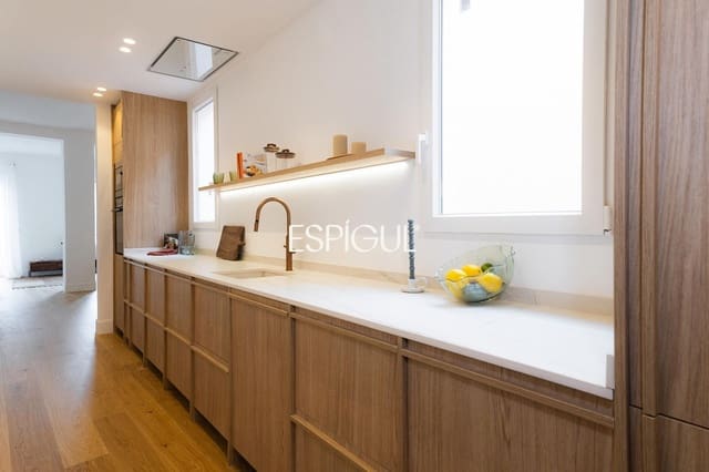 3 bedroom Flat for sale in Argüelles, Madrid city - € 1,149,000 (Ref: 10033259)