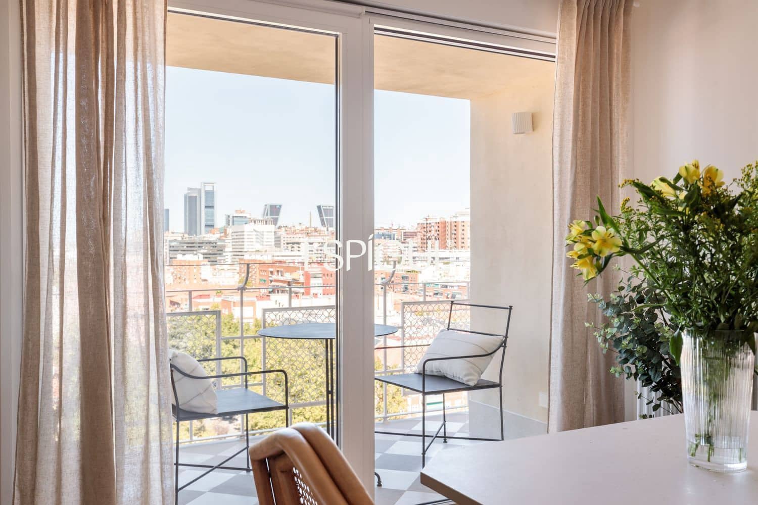 3 makuuhuone Asunto myytävänä paikassa Madrid kaupunki - 1 750 000 € (Ref: 10095716)