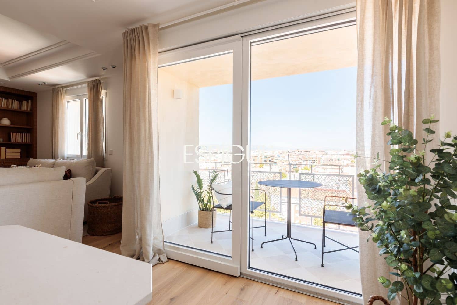 3 makuuhuone Asunto myytävänä paikassa Madrid kaupunki - 1 750 000 € (Ref: 10095716)
