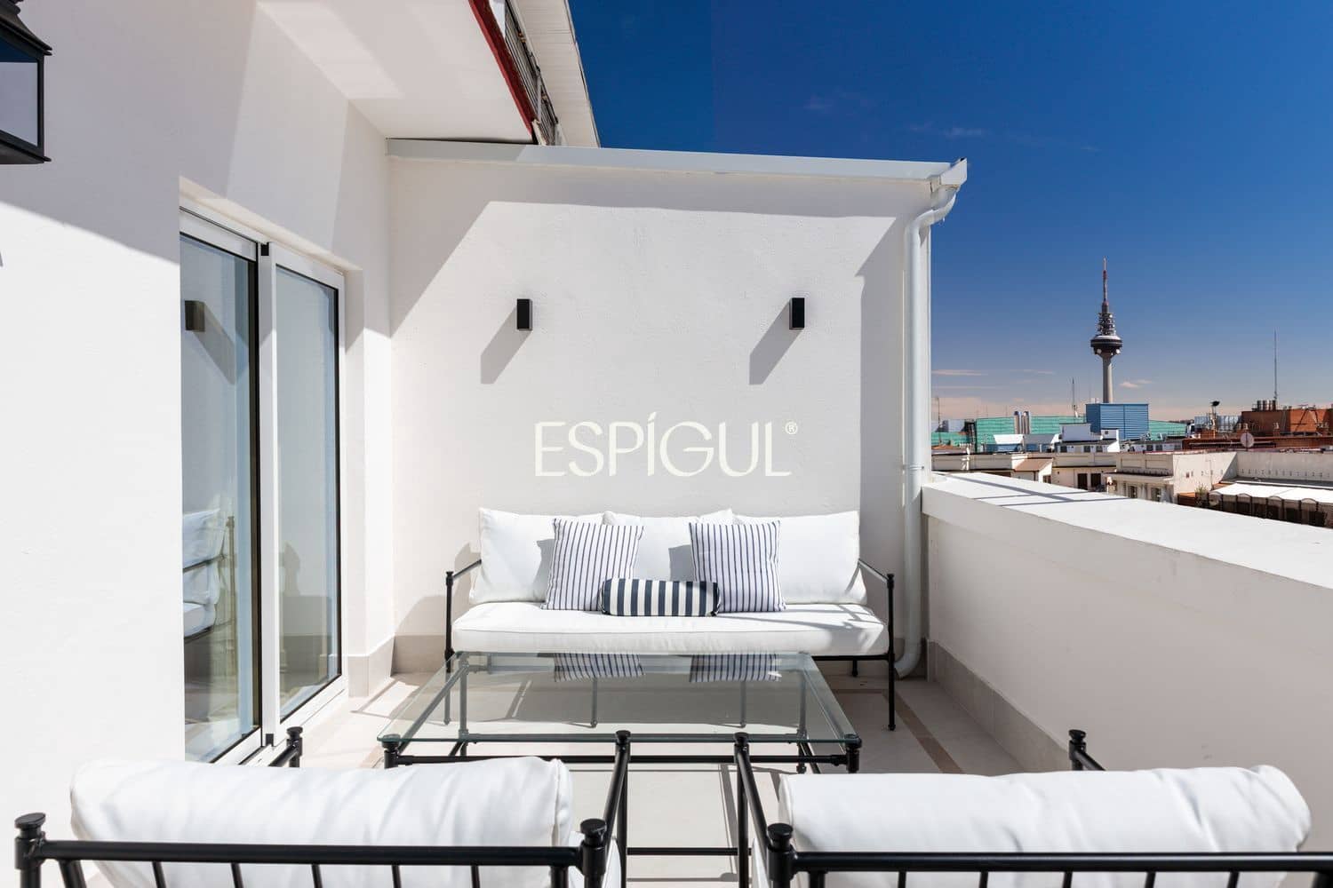 Piso de 2 habitaciones en Madrid ciudad en venta - 2.750.000 € (Ref: 10095717)