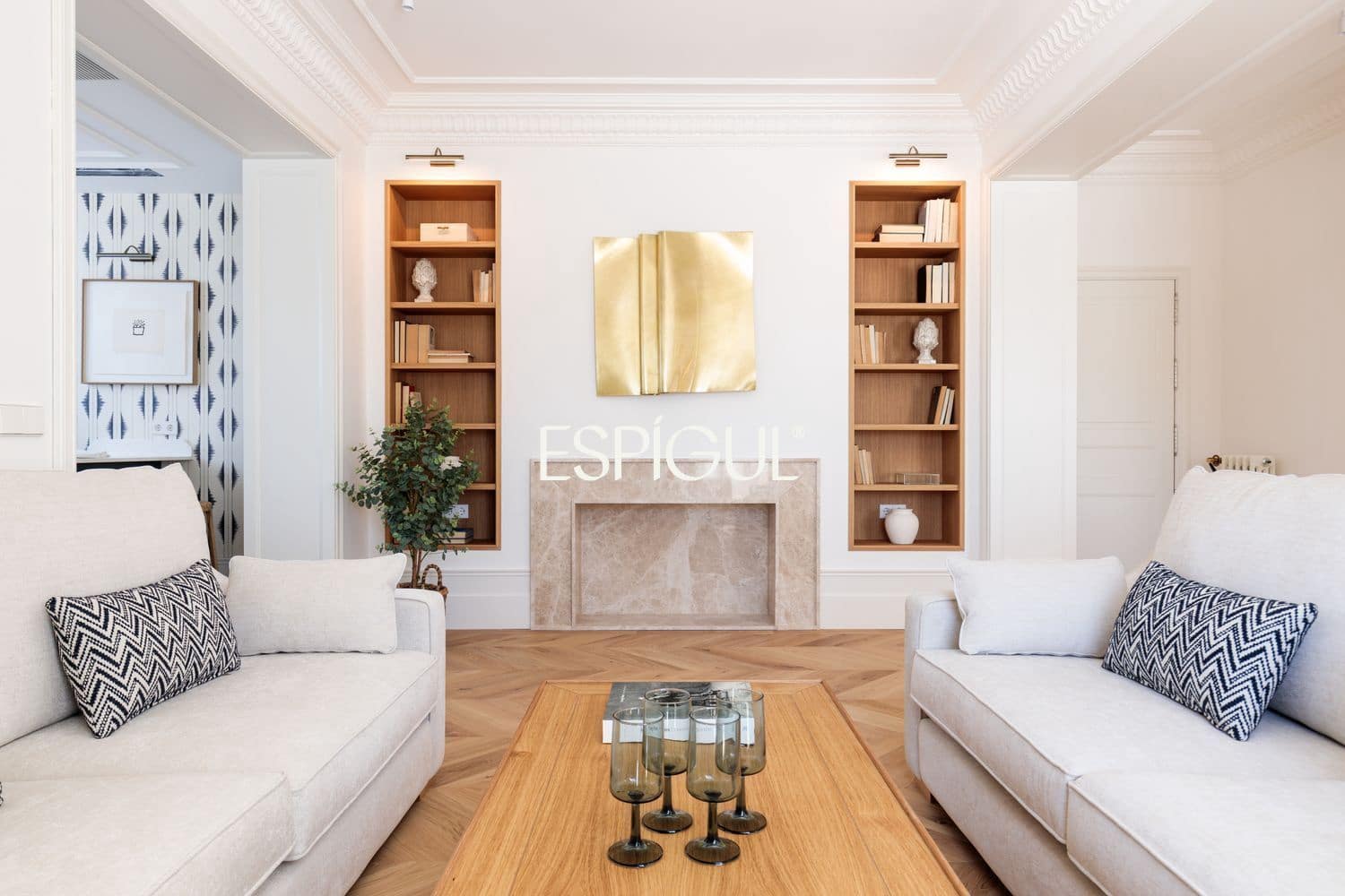 Piso de 2 habitaciones en Madrid ciudad en venta - 2.750.000 € (Ref: 10095717)