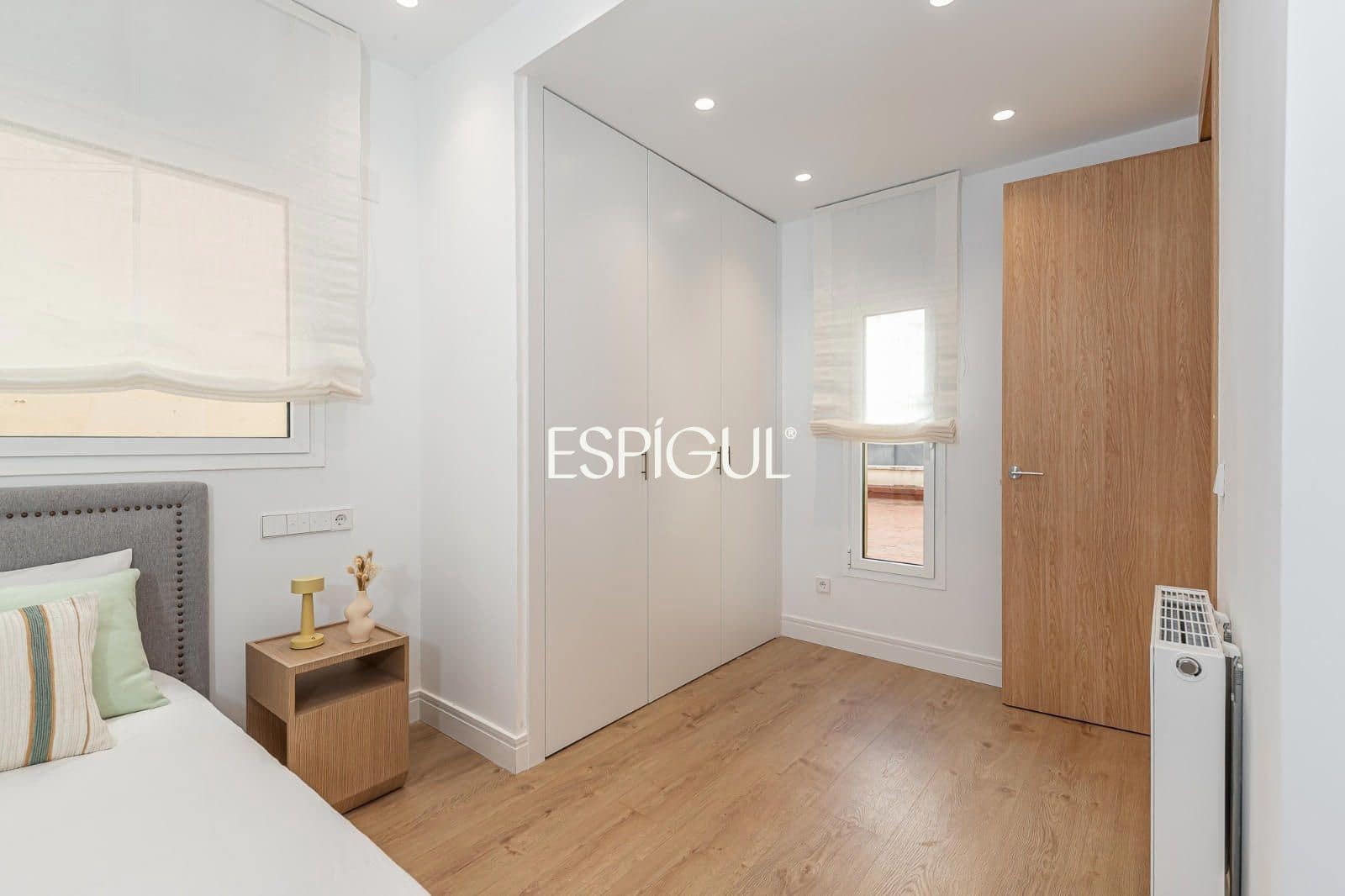 4 bedroom Flat for sale in Madrid city with garage - € 1,550,000 (Ref: 10120898)