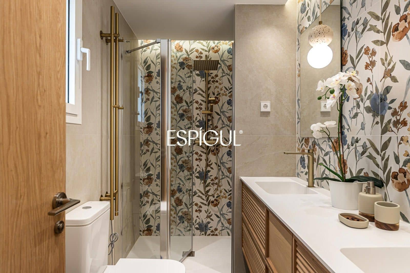 4 bedroom Flat for sale in Madrid city with garage - € 1,550,000 (Ref: 10120898)
