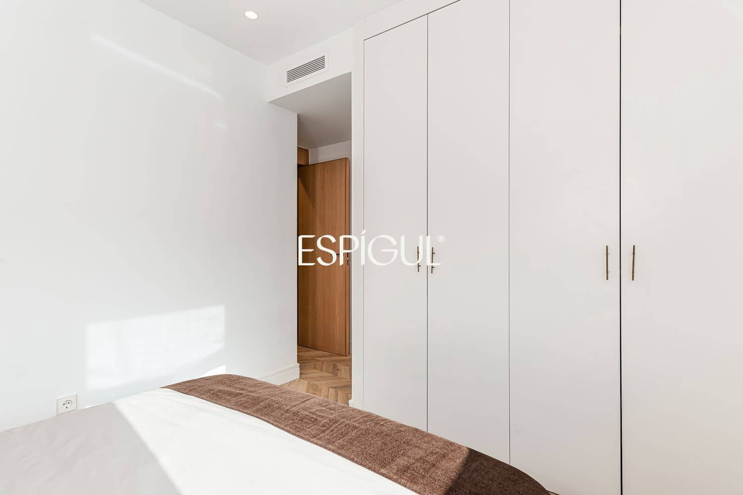 4 sovrum Lägenhet till salu i Madrid stad med pool garage - 1 399 000 € (Ref: 10121063)