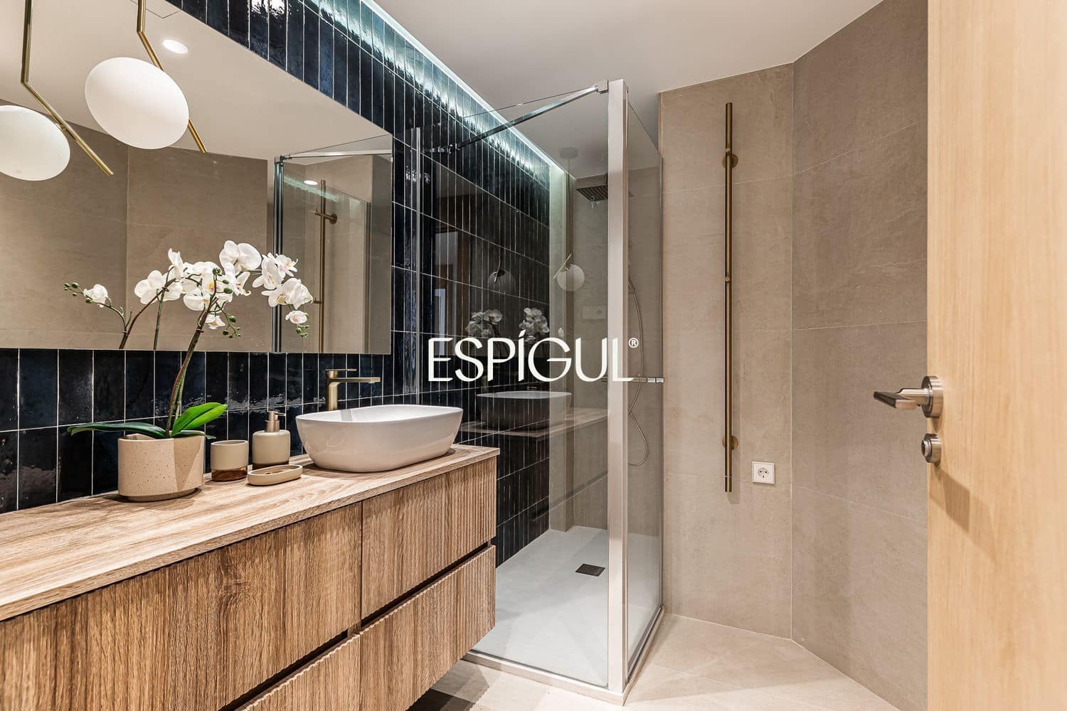 4 sovrum Lägenhet till salu i Madrid stad med pool garage - 1 399 000 € (Ref: 10121063)