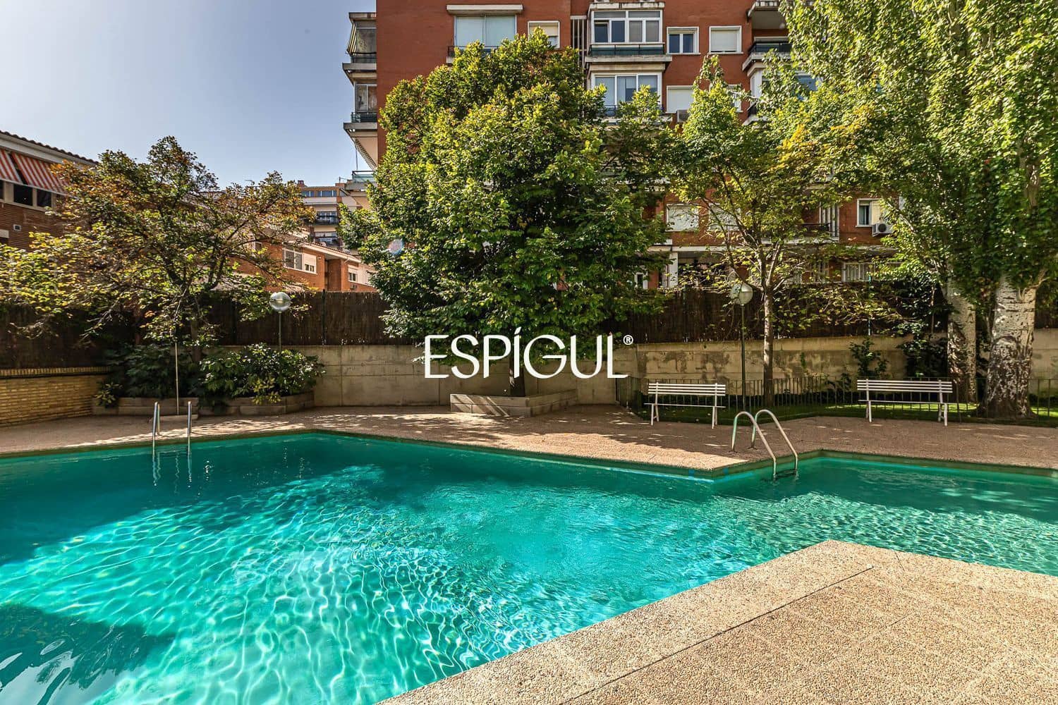 4 sovrum Lägenhet till salu i Madrid stad med pool garage - 1 399 000 € (Ref: 10121063)