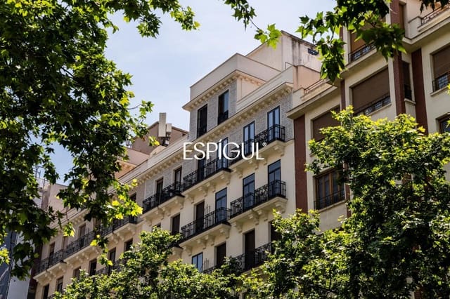 3 soverom Penthouse til salgs i Salamanca, Madrid by med svømmebasseng - € 2 390 000 (Ref: 10158465)