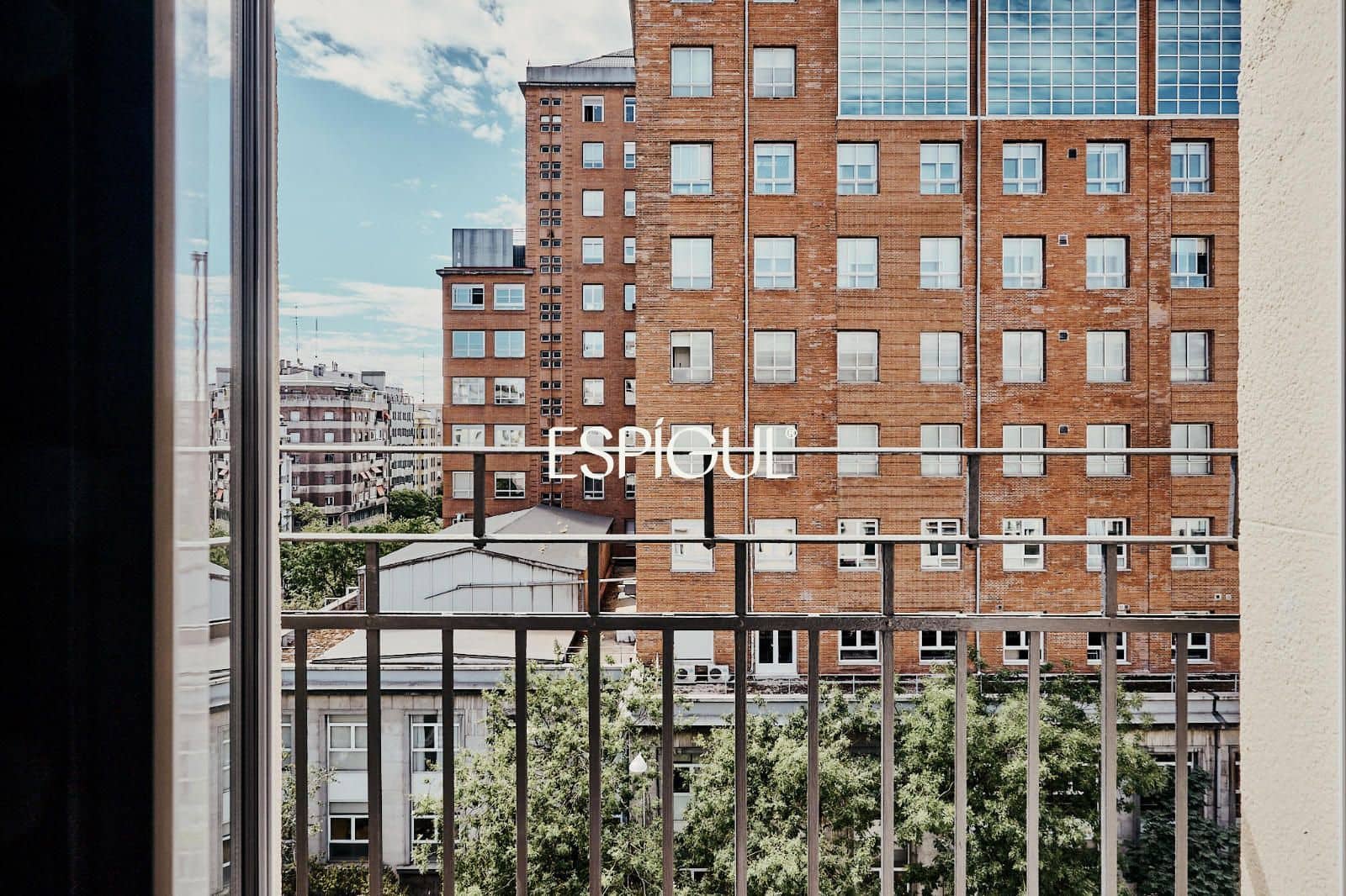 2 soveværelse Lejlighed til salg i Madrid by - € 1.279.000 (Ref: 10158569)
