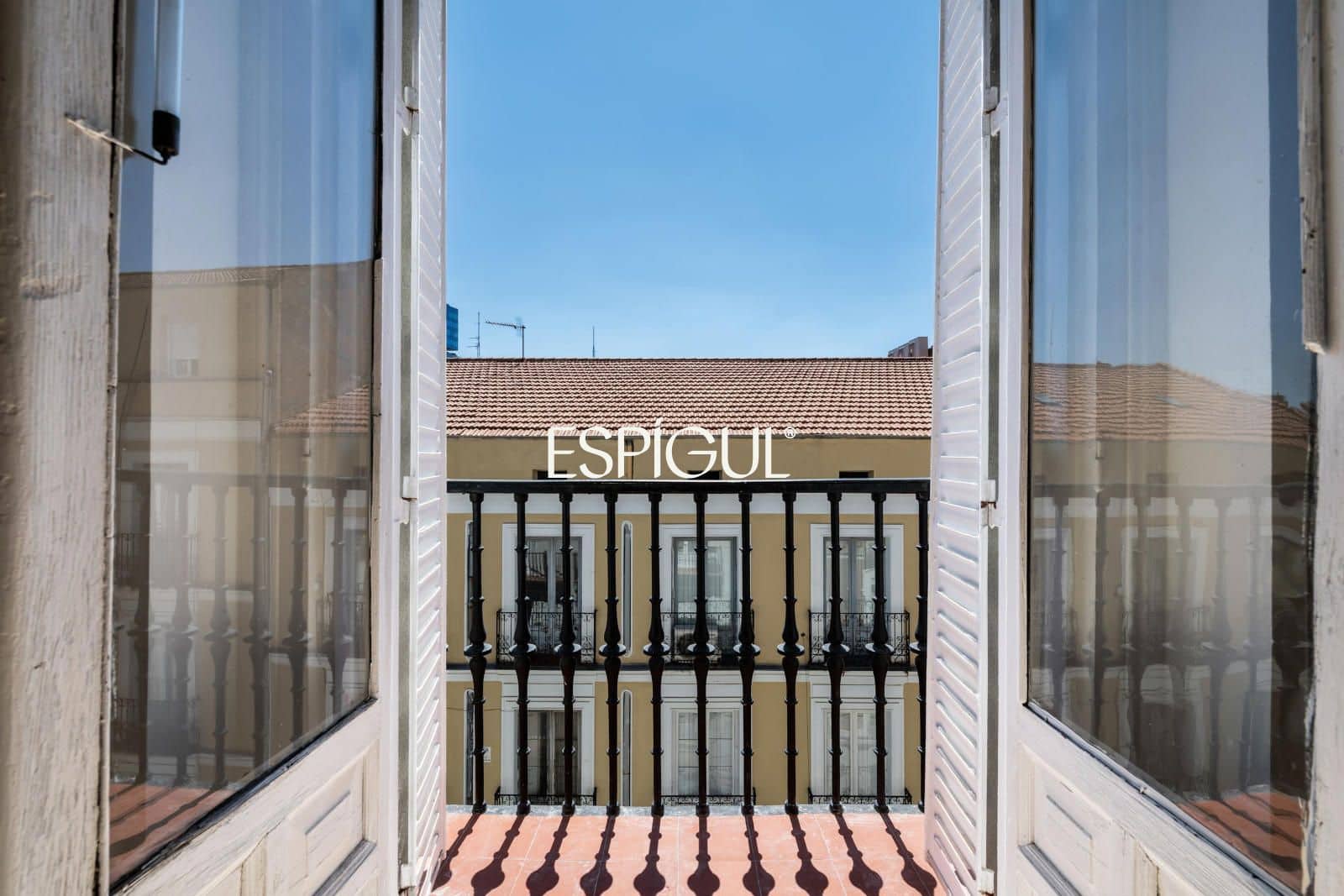 Piso de 3 habitaciones en Madrid ciudad en venta - 3.220.000 € (Ref: 10158571)