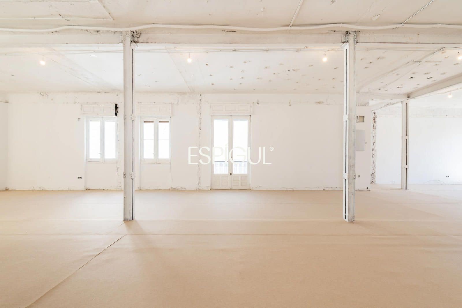 Piso de 3 habitaciones en Madrid ciudad en venta - 3.220.000 € (Ref: 10158571)