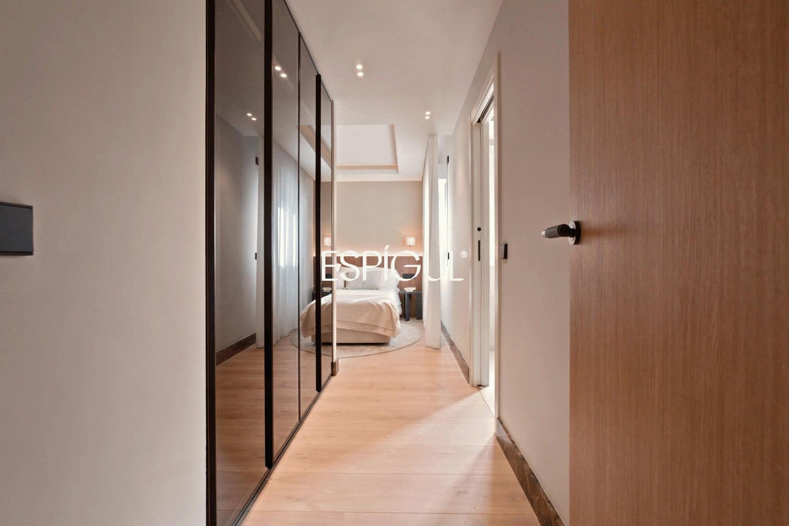 2 soverom Penthouse til salgs i Madrid by med garasje - € 2 250 000 (Ref: 10165372)