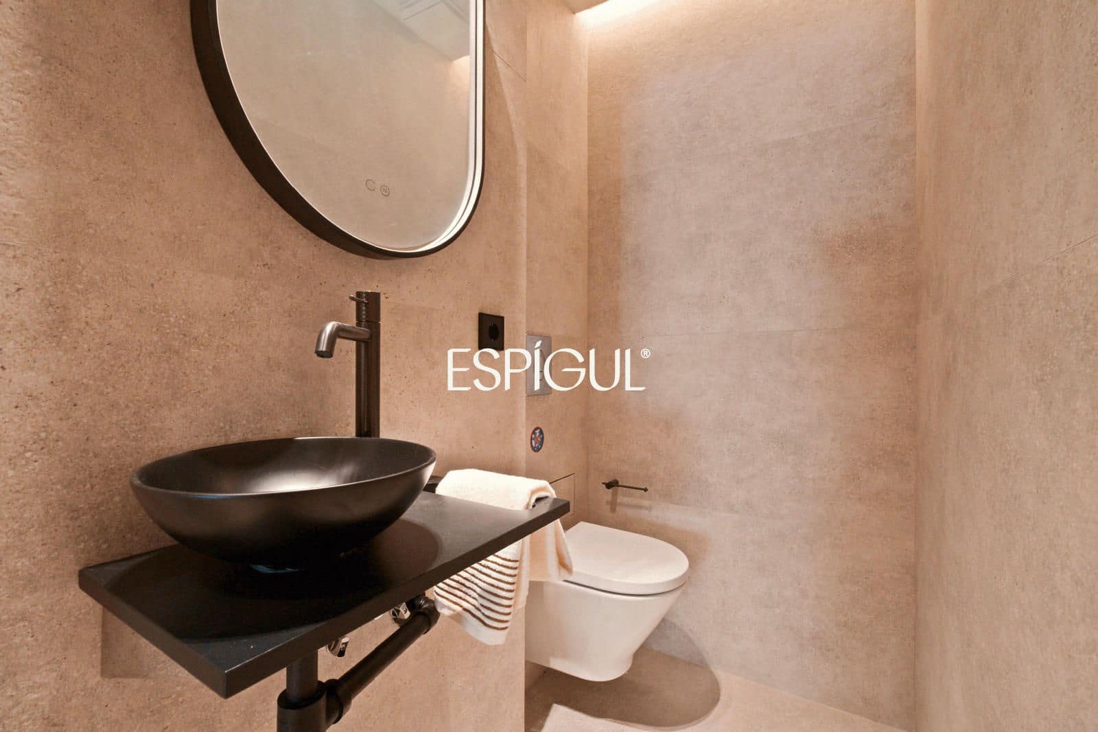 2 soverom Penthouse til salgs i Madrid by med garasje - € 2 250 000 (Ref: 10165372)