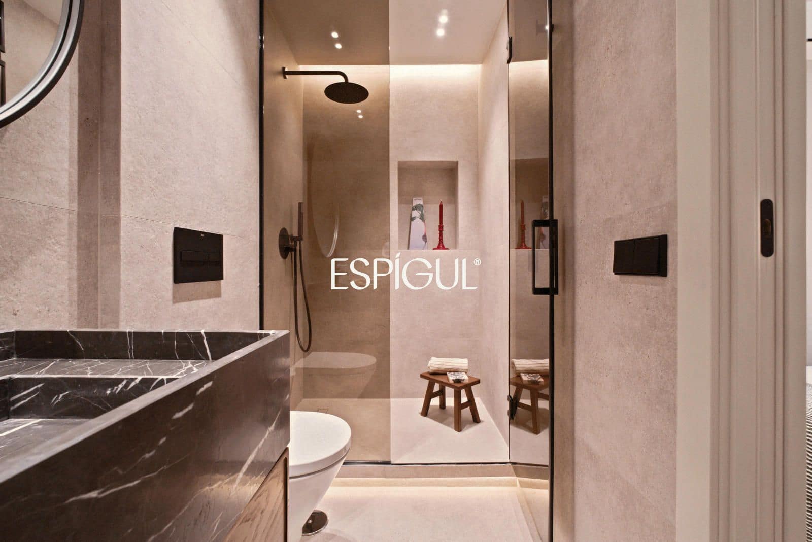 2 soverom Penthouse til salgs i Madrid by med garasje - € 2 250 000 (Ref: 10165372)