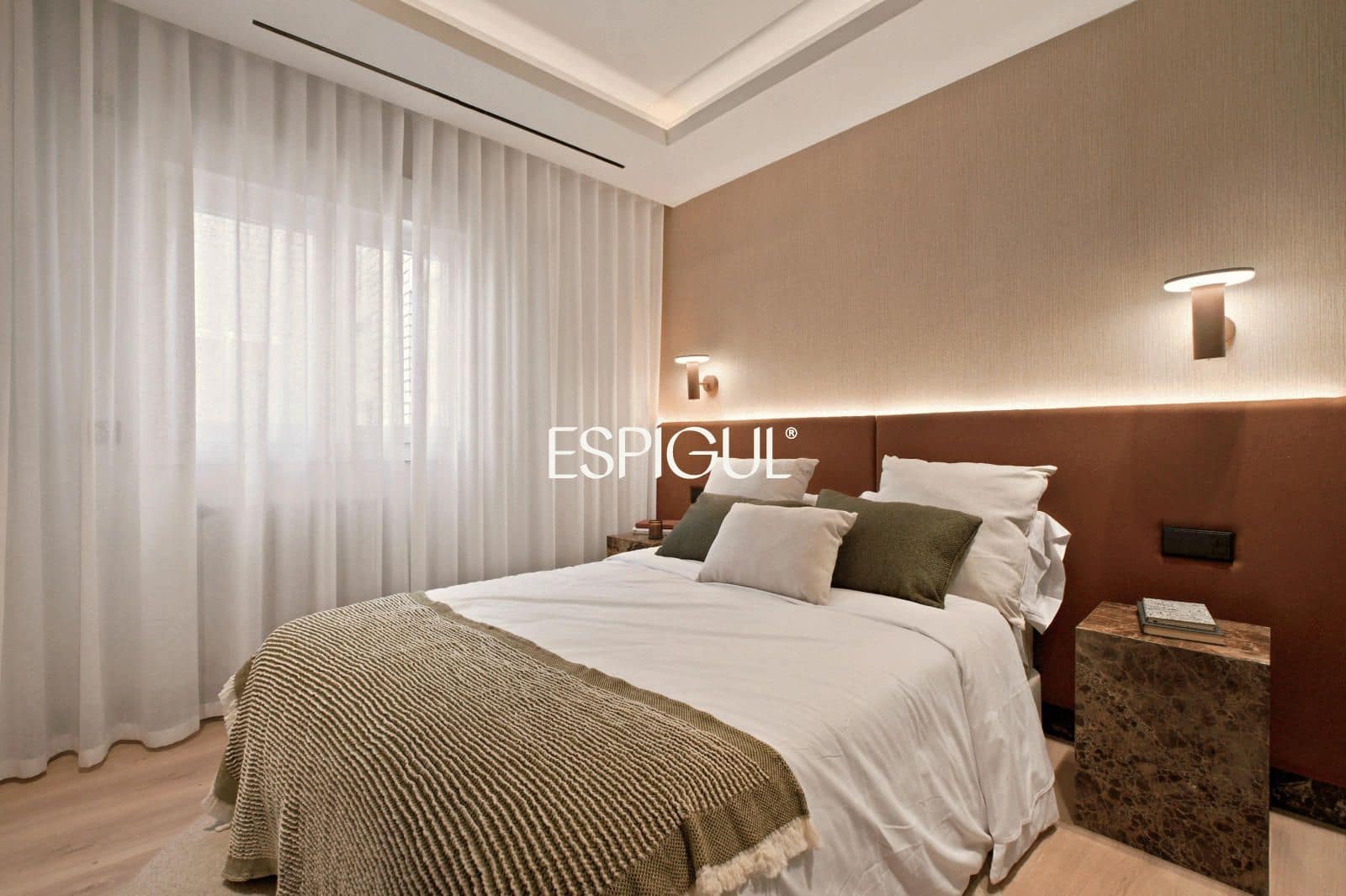 2 soverom Penthouse til salgs i Madrid by med garasje - € 2 250 000 (Ref: 10165372)