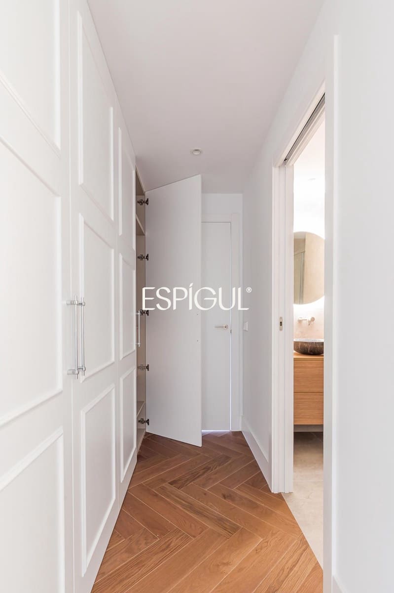 2 soveværelse Lejlighed til salg i Madrid by - € 1.250.000 (Ref: 10165685)