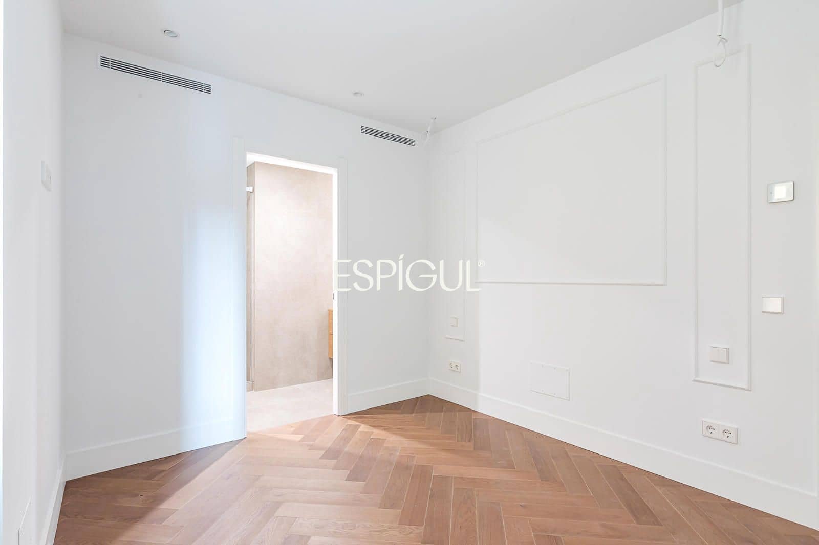 2 soveværelse Lejlighed til salg i Madrid by - € 1.250.000 (Ref: 10165685)