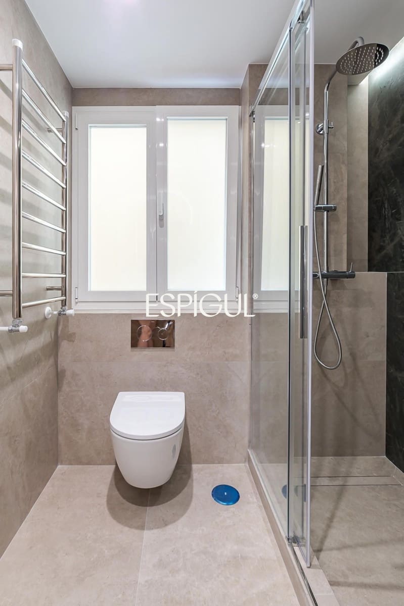 2 soveværelse Lejlighed til salg i Madrid by - € 1.250.000 (Ref: 10165685)