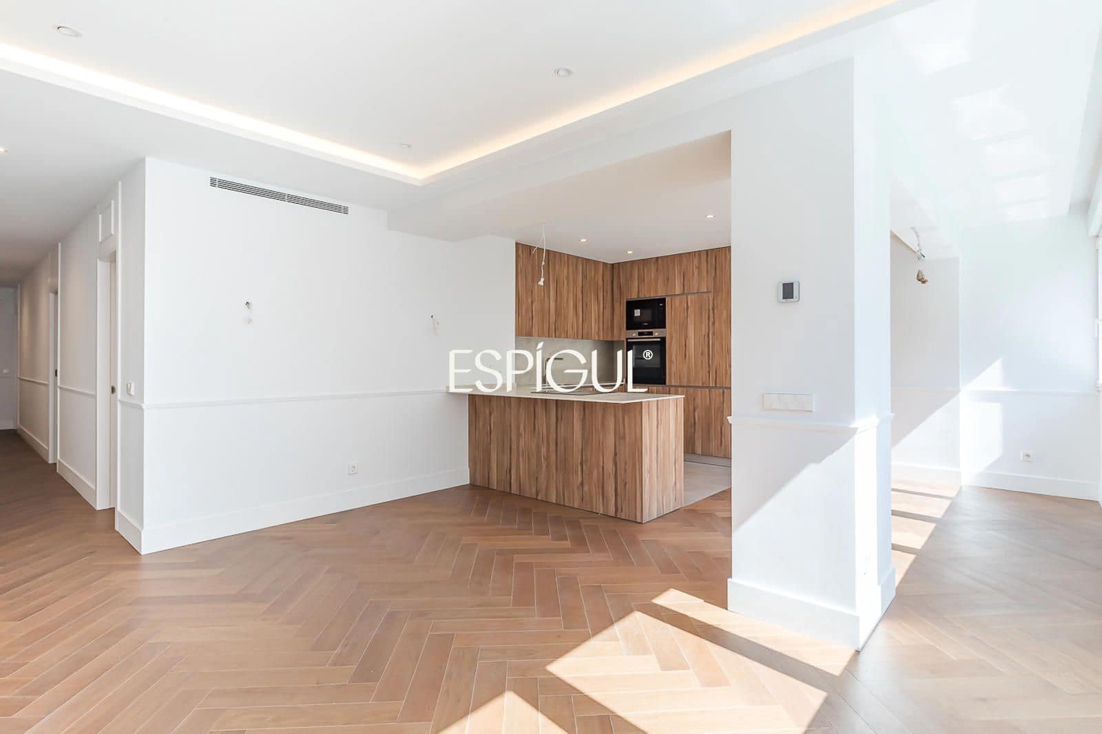 2 soveværelse Lejlighed til salg i Madrid by - € 1.250.000 (Ref: 10165685)