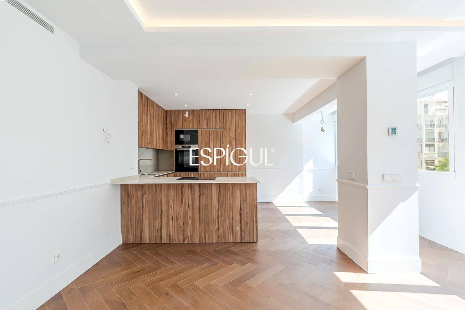 2 soveværelse Lejlighed til salg i Madrid by - € 1.250.000 (Ref: 10165685)