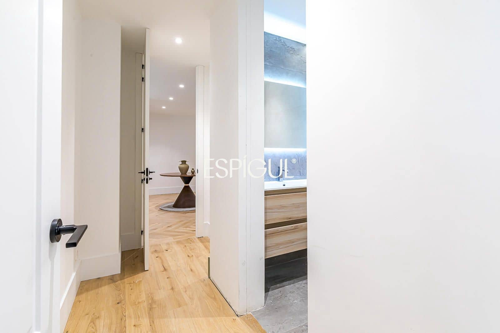 4 soverom Leilighet til salgs i Madrid by med garasje - € 3 100 000 (Ref: 10165686)