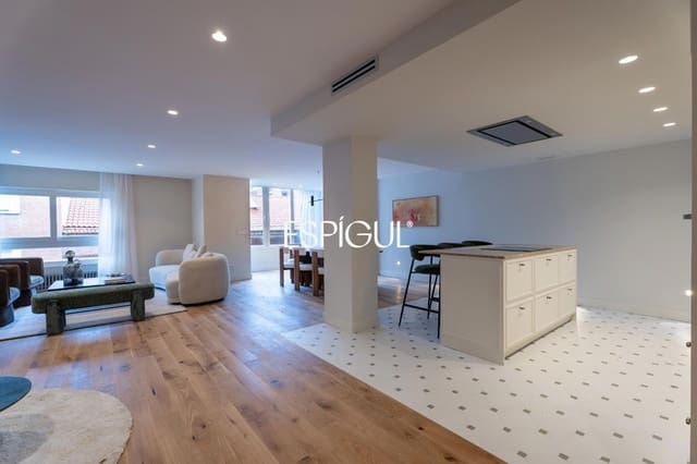 Piso de 3 habitaciones en Castellana, Madrid ciudad en venta con garaje - 2.690.000 € (Ref: 10165687)