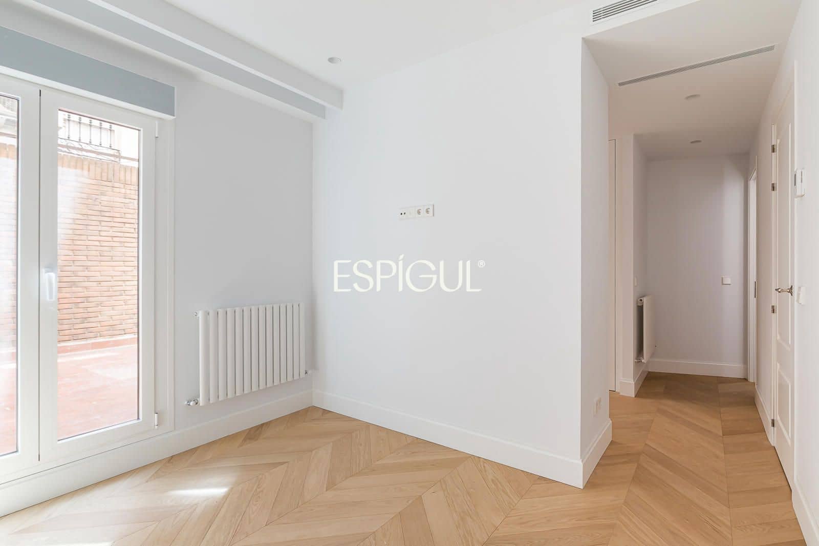 3 bedroom Flat for sale in Madrid city with garage - € 2,600,000 (Ref: 10165688)
