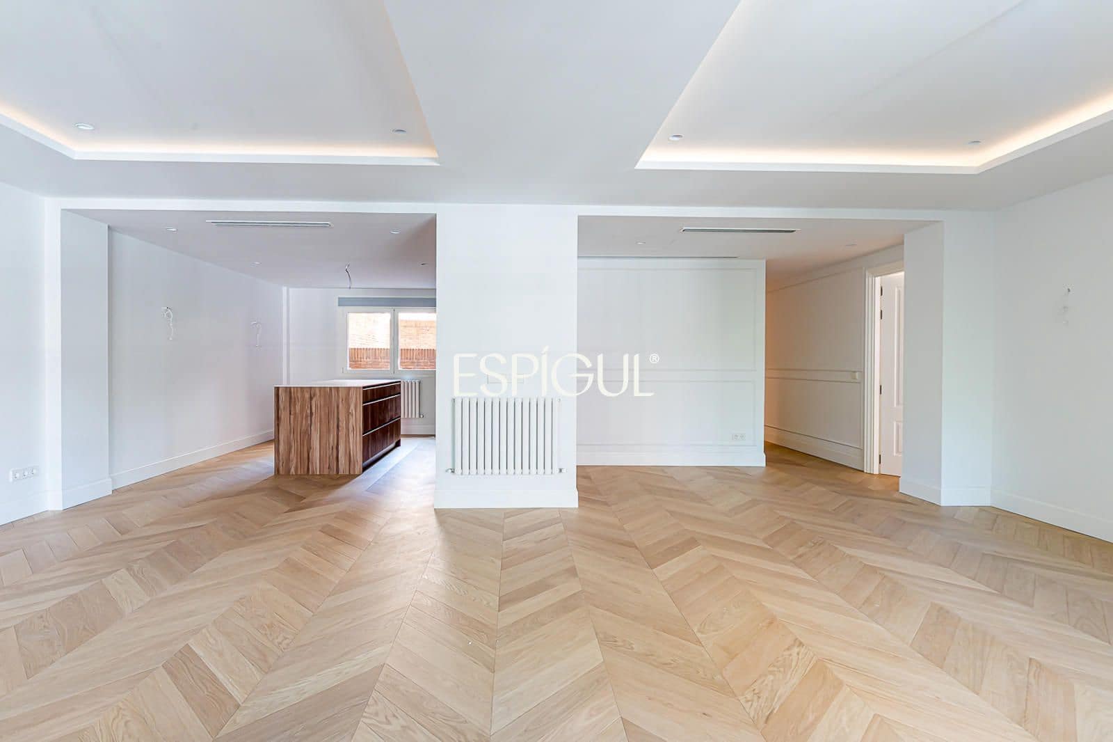 3 bedroom Flat for sale in Madrid city with garage - € 2,600,000 (Ref: 10165688)