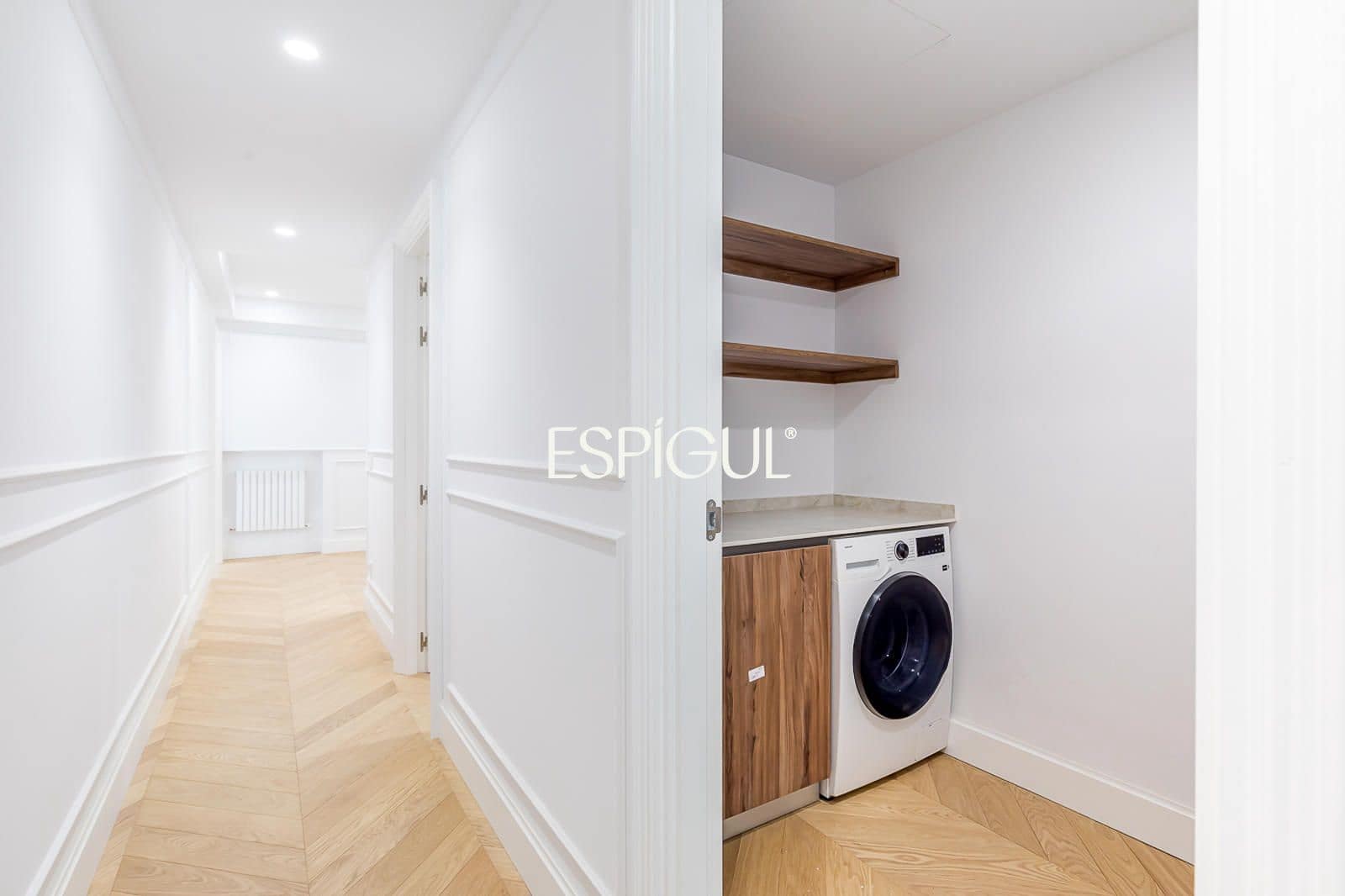 3 bedroom Flat for sale in Madrid city with garage - € 2,600,000 (Ref: 10165688)