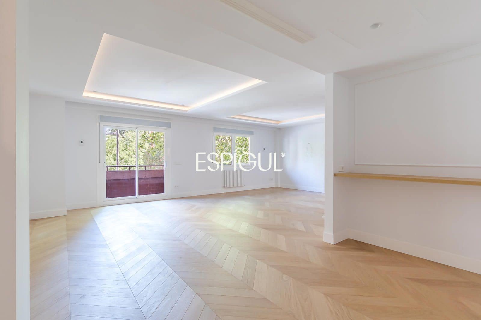 3 bedroom Flat for sale in Madrid city with garage - € 2,600,000 (Ref: 10165688)
