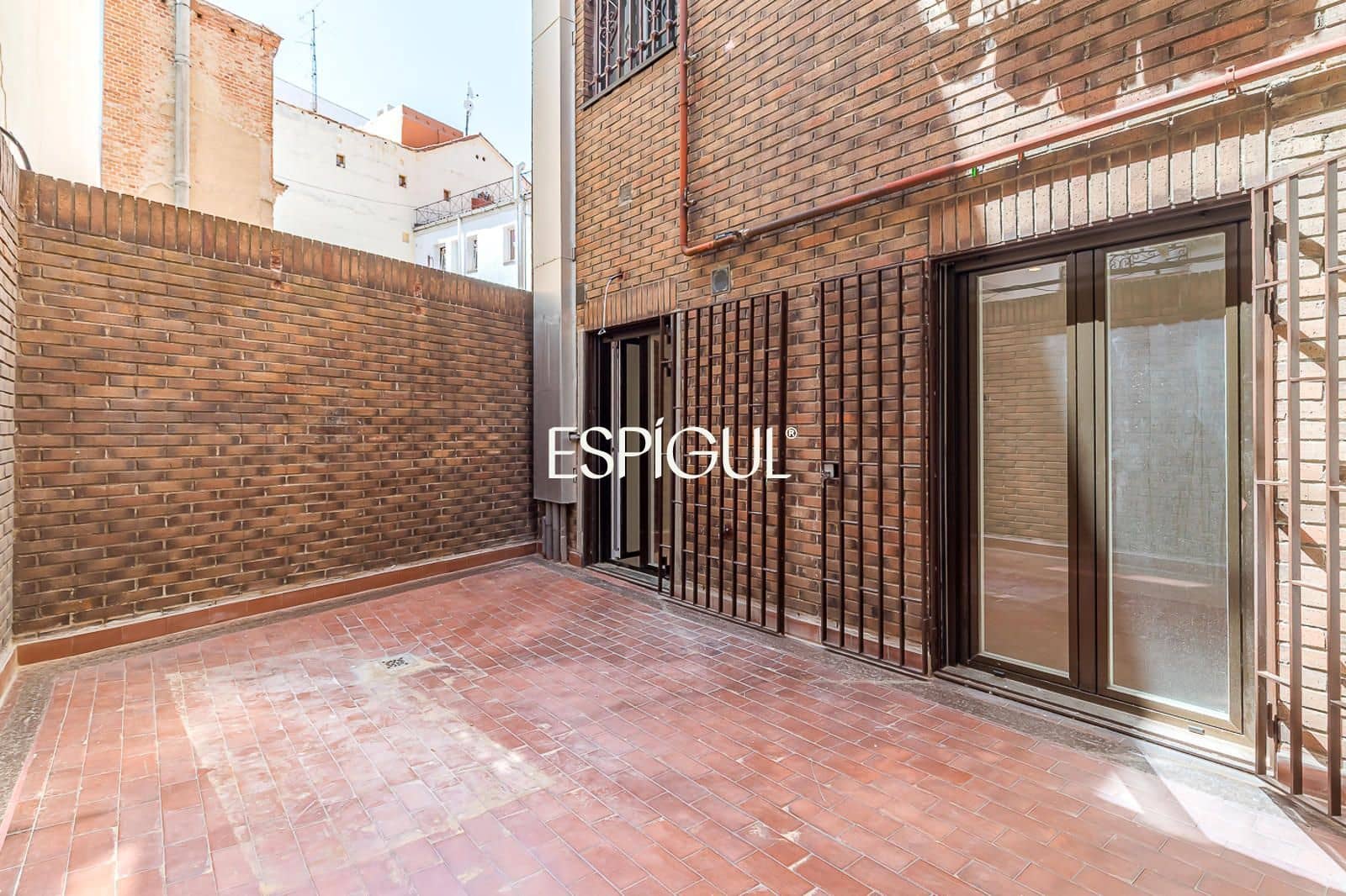 3 bedroom Flat for sale in Madrid city with garage - € 2,600,000 (Ref: 10165688)
