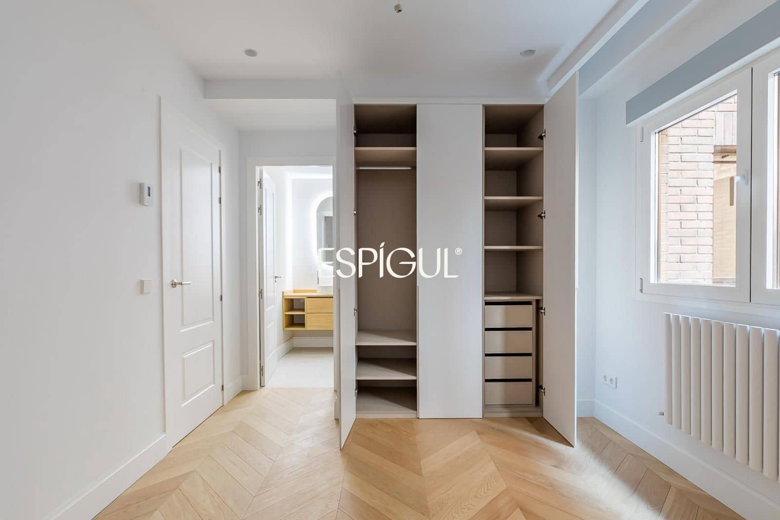 3 bedroom Flat for sale in Madrid city with garage - € 2,600,000 (Ref: 10165688)