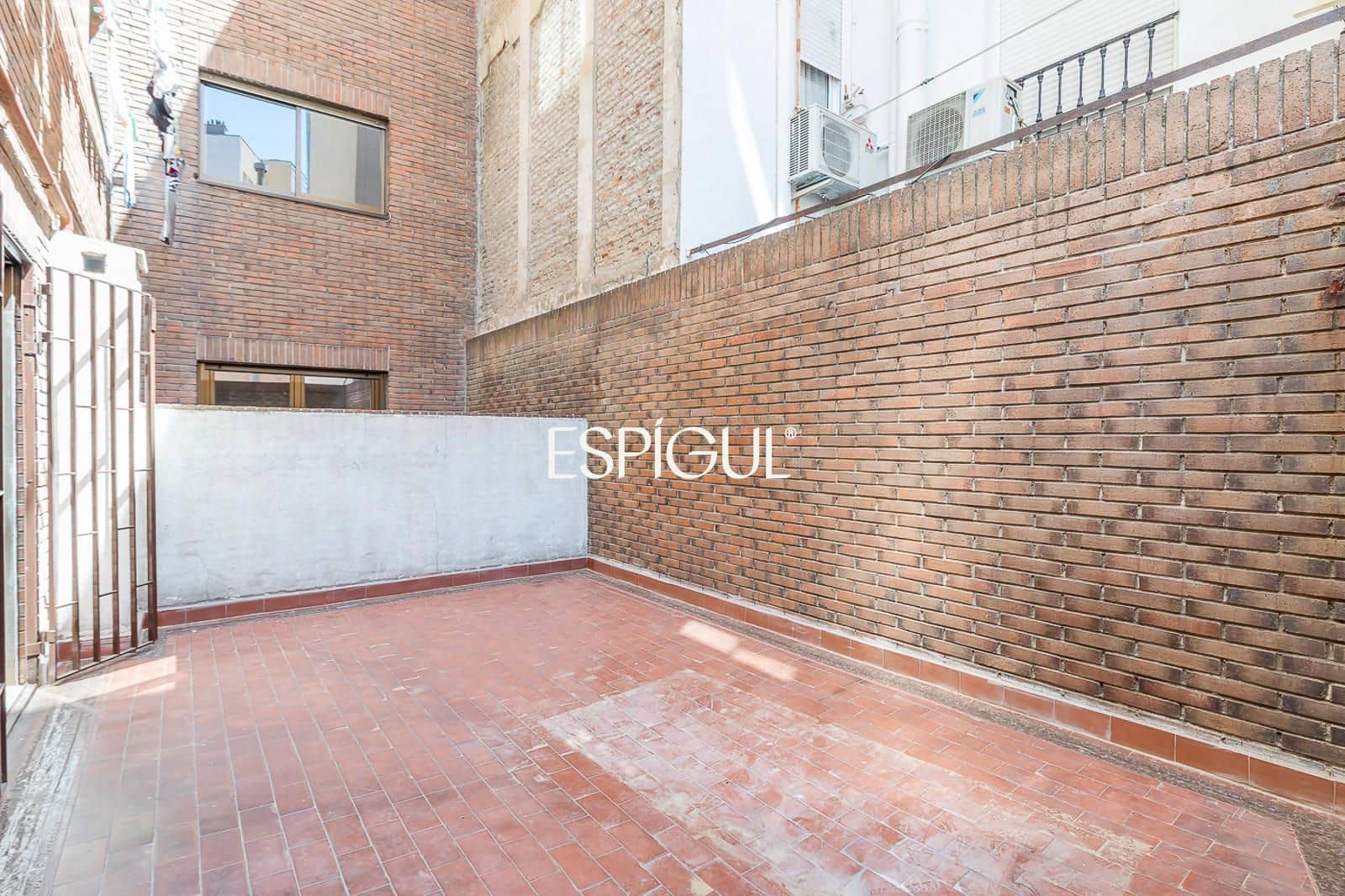3 bedroom Flat for sale in Madrid city with garage - € 2,600,000 (Ref: 10165688)