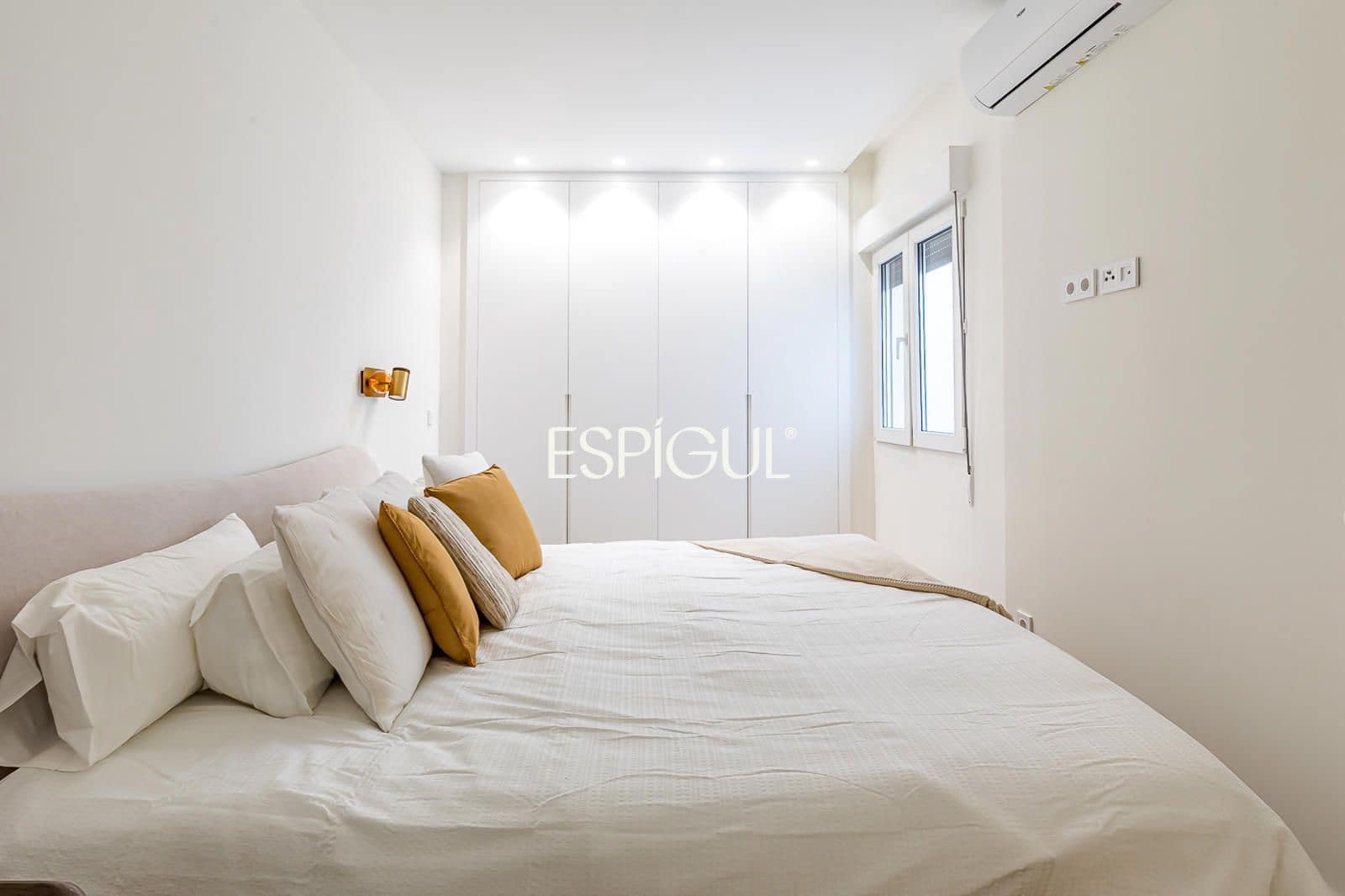 2 bedroom Flat for sale in Madrid city - € 895,000 (Ref: 10165689)