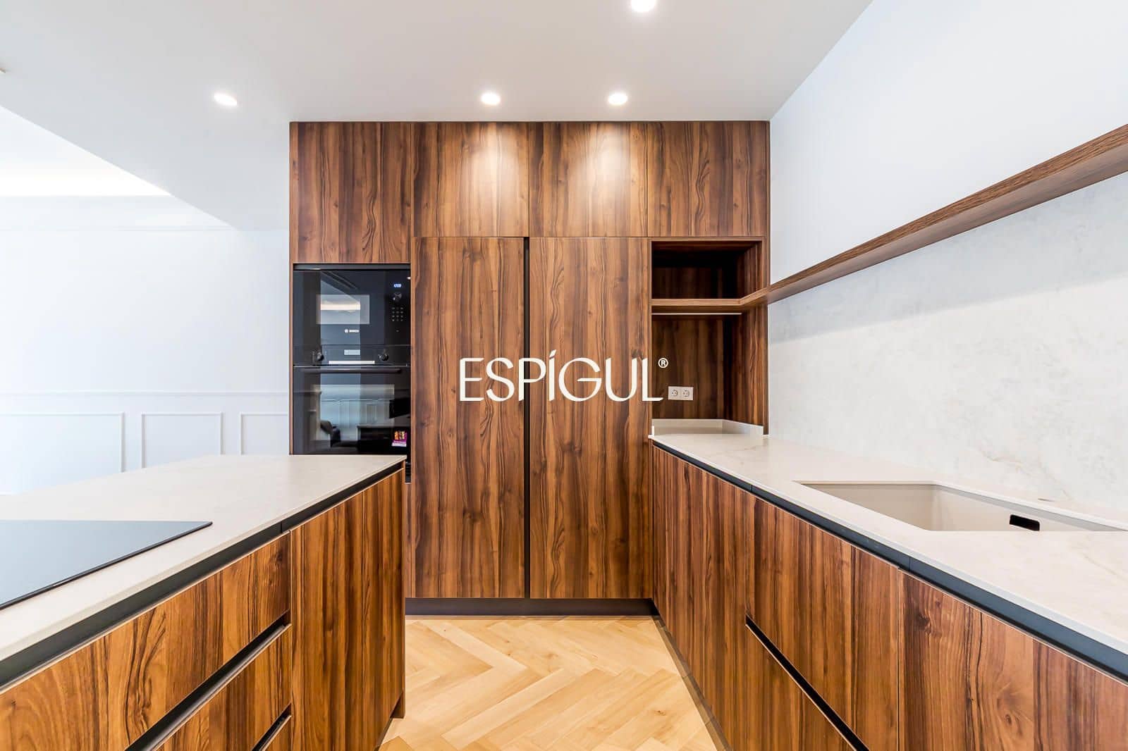 3 soveværelse Lejlighed til salg i Madrid by - € 2.690.000 (Ref: 10165690)
