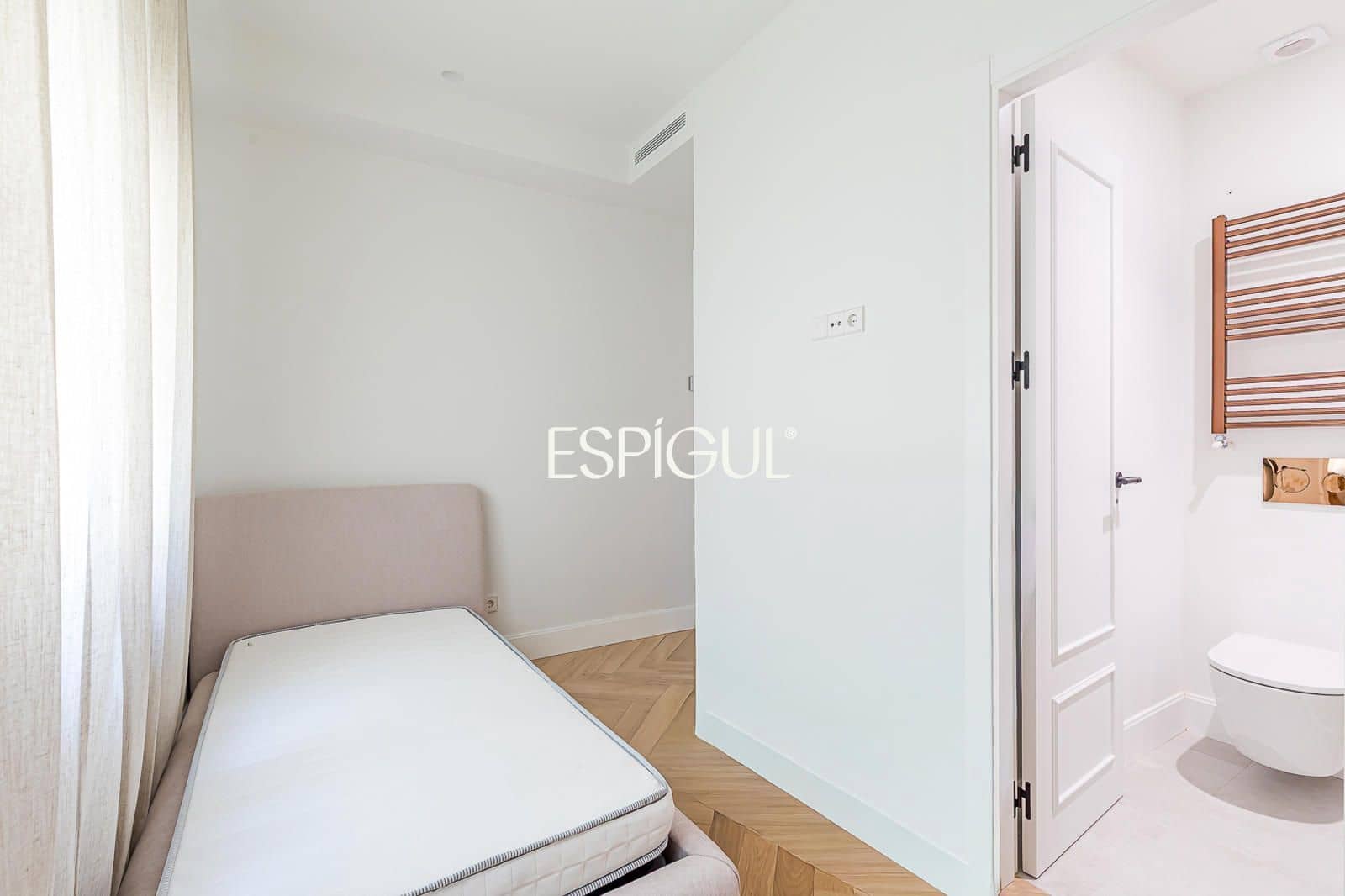 3 soveværelse Lejlighed til salg i Madrid by - € 2.690.000 (Ref: 10165690)