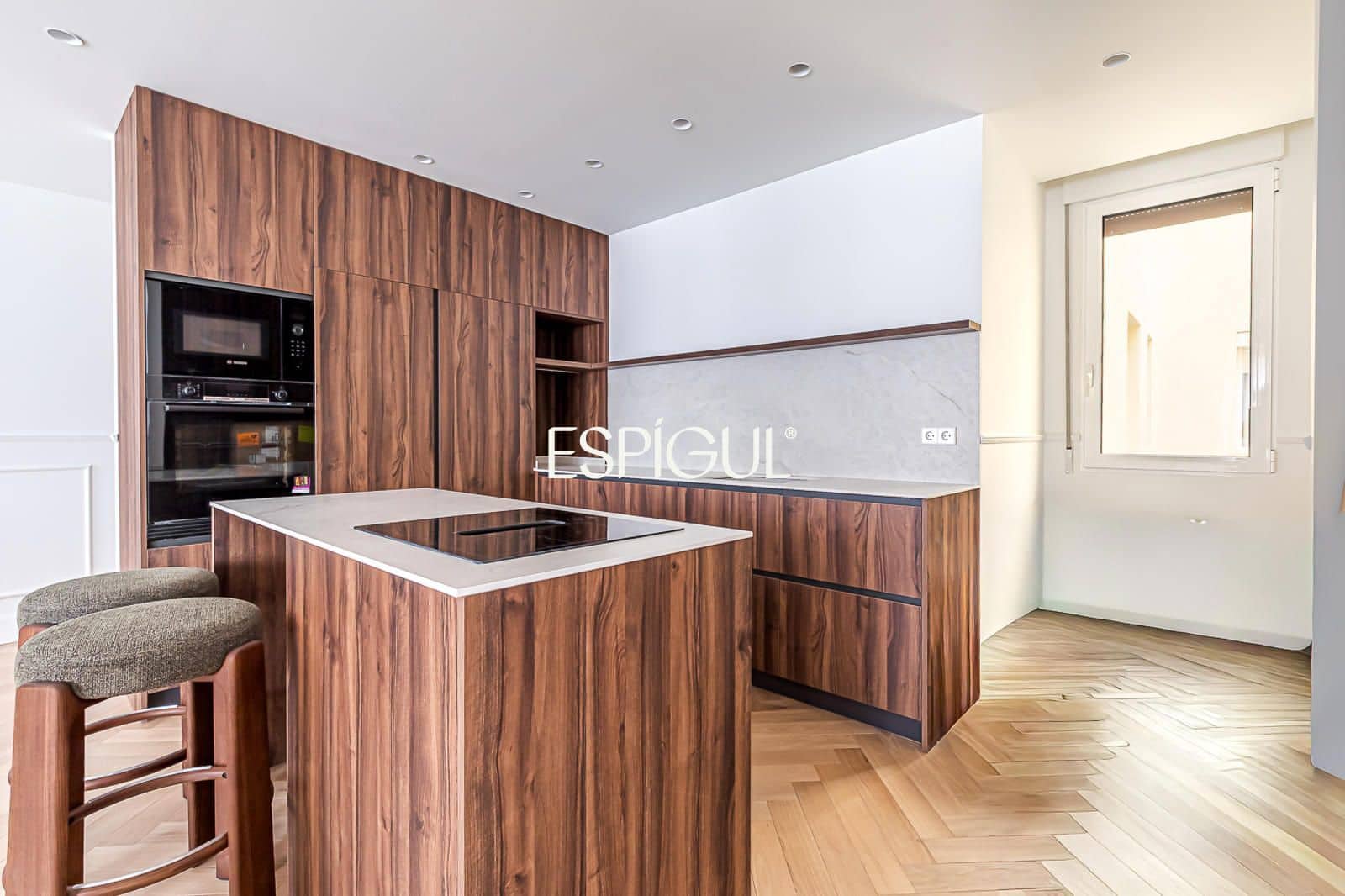 3 soveværelse Lejlighed til salg i Madrid by - € 2.690.000 (Ref: 10165690)