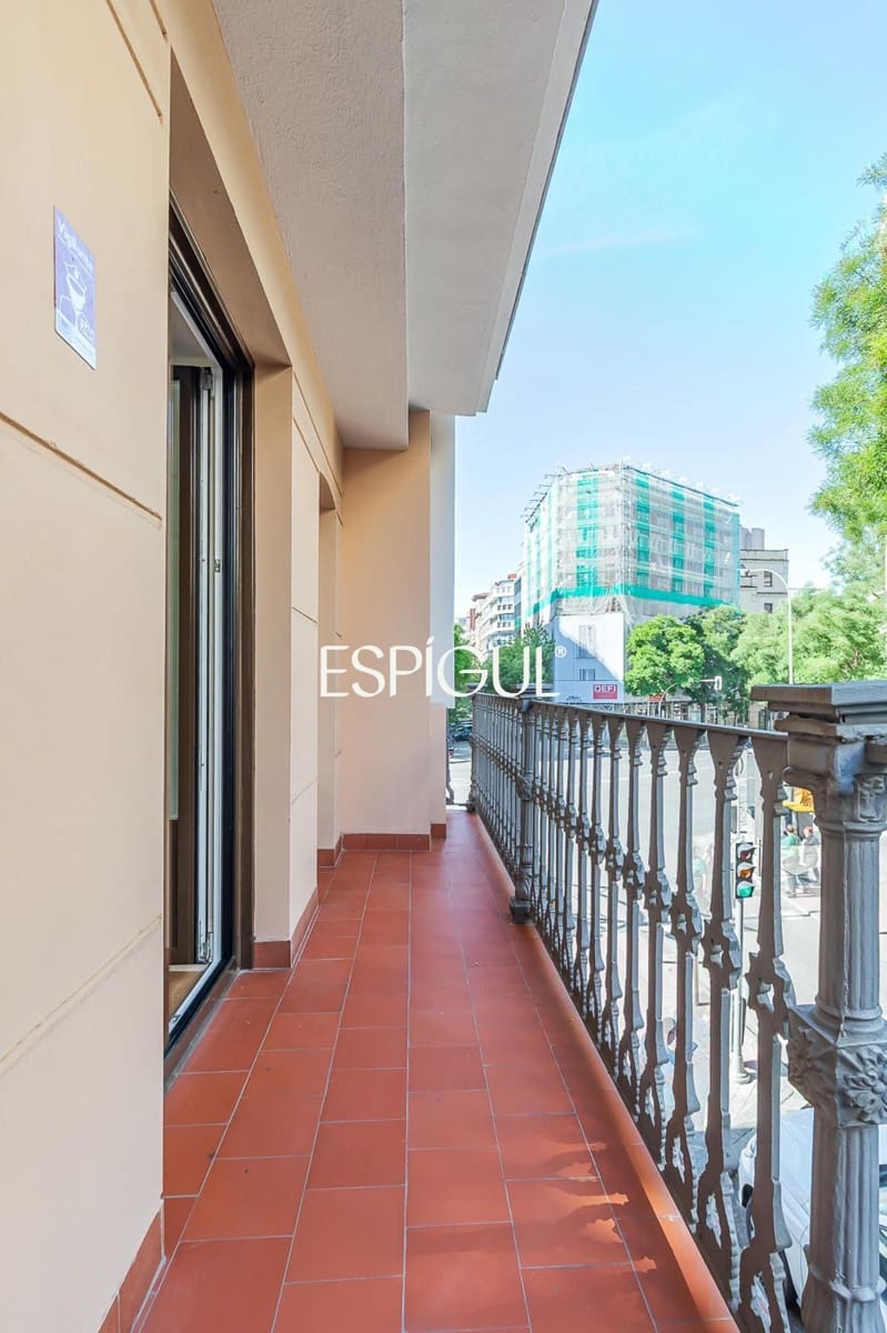 3 soveværelse Lejlighed til salg i Madrid by - € 2.300.000 (Ref: 10165692)