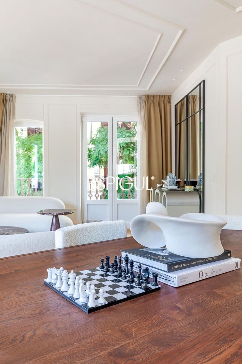 3 soveværelse Lejlighed til salg i Madrid by - € 2.300.000 (Ref: 10165692)
