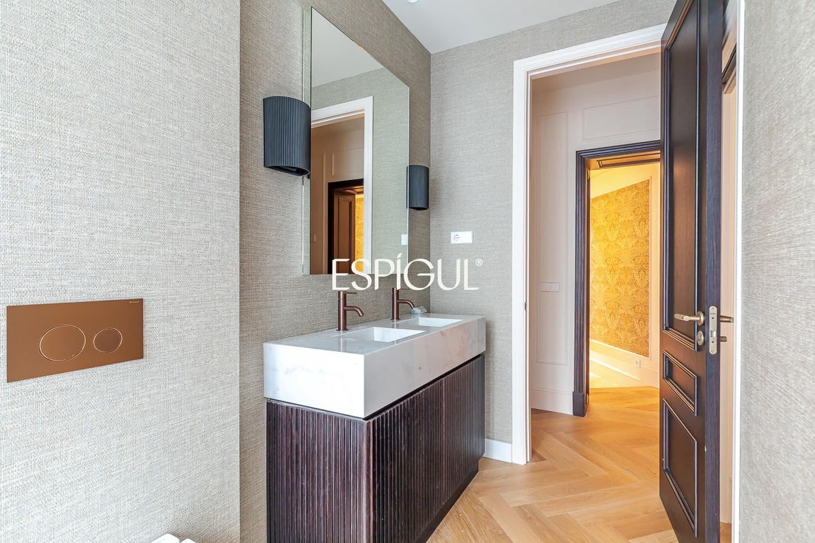 3 soveværelse Lejlighed til salg i Madrid by - € 2.300.000 (Ref: 10165692)