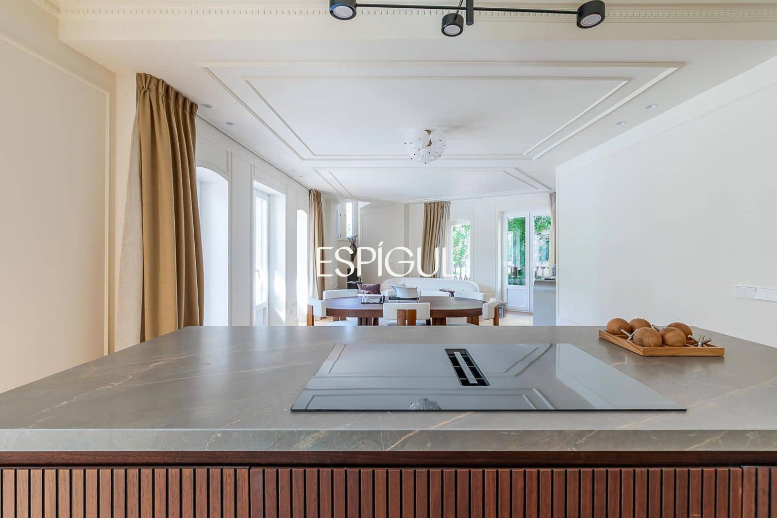 3 soveværelse Lejlighed til salg i Madrid by - € 2.300.000 (Ref: 10165692)